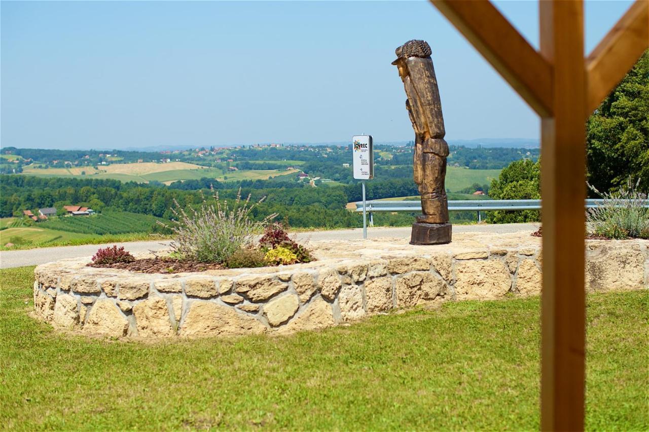 Tourist Farm Apartments Lovrec Jirsovci Екстер'єр фото