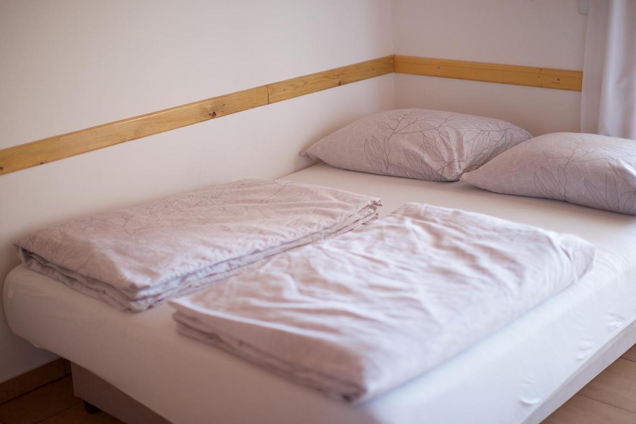 Tourist Farm Apartments Lovrec Jirsovci Екстер'єр фото